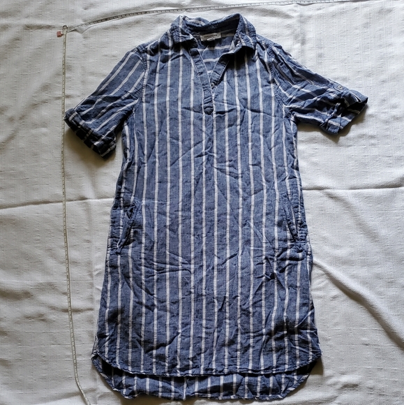 Linen Dress - Picture 1 of 3